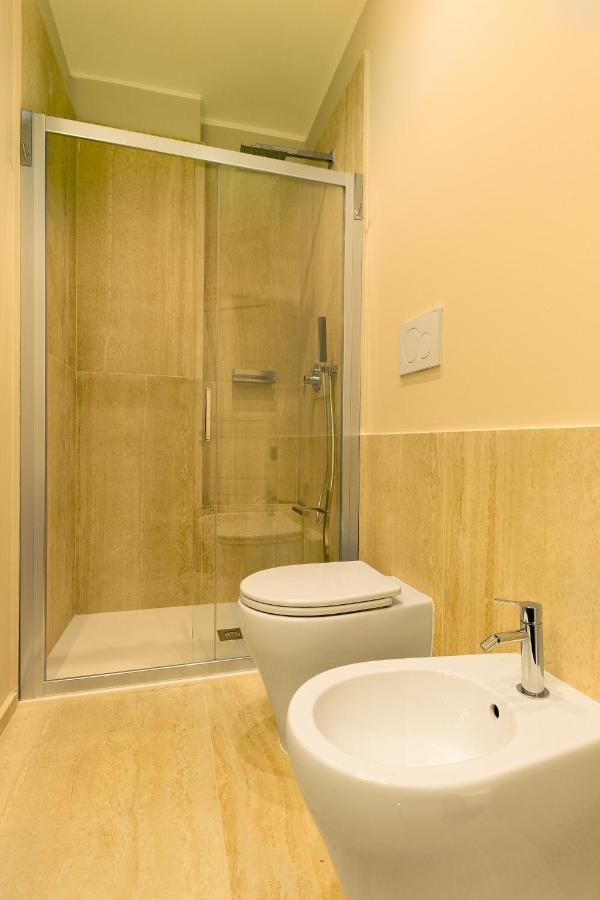 Hl Suite - Duomo, Galleria Unione 5 Милано Екстериор снимка
